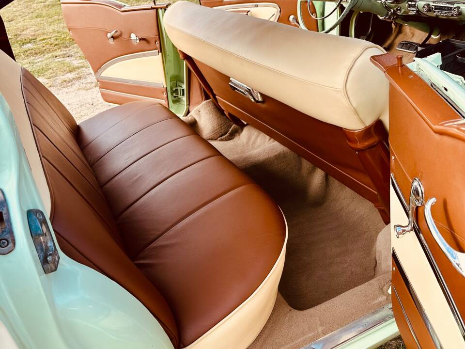 Immagine 17/31 di Pontiac Star Chief (1958)