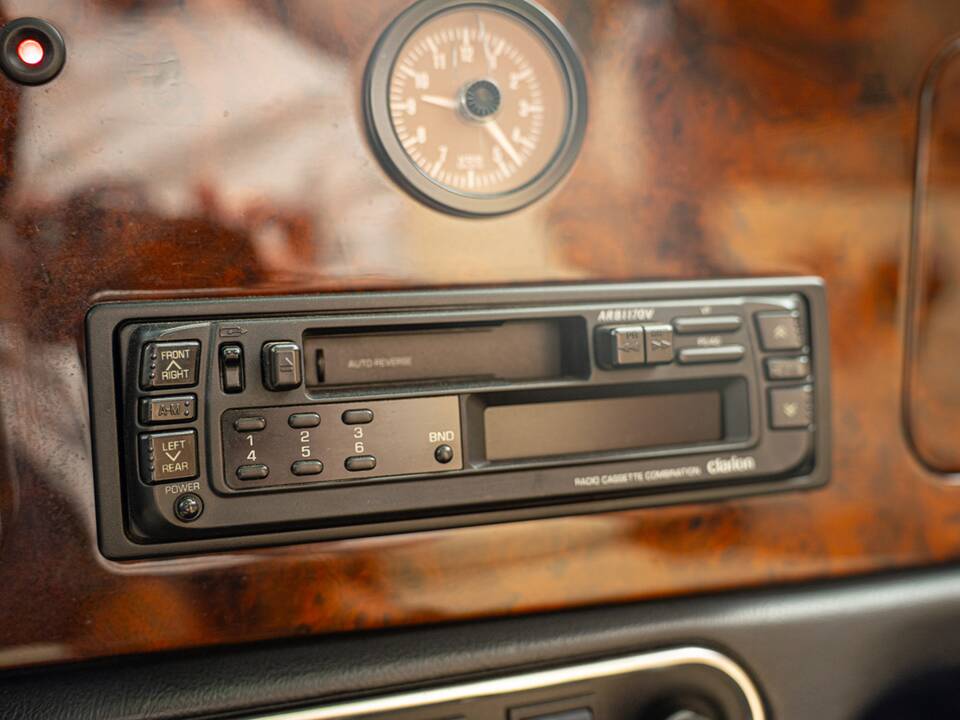 Image 70/85 of Rover Mini Cabriolet (1996)