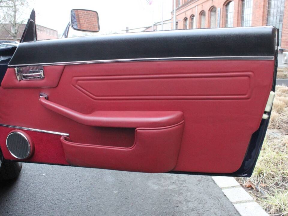 Bild 17/27 von Daimler Double Six Avon-Stevens (1978)