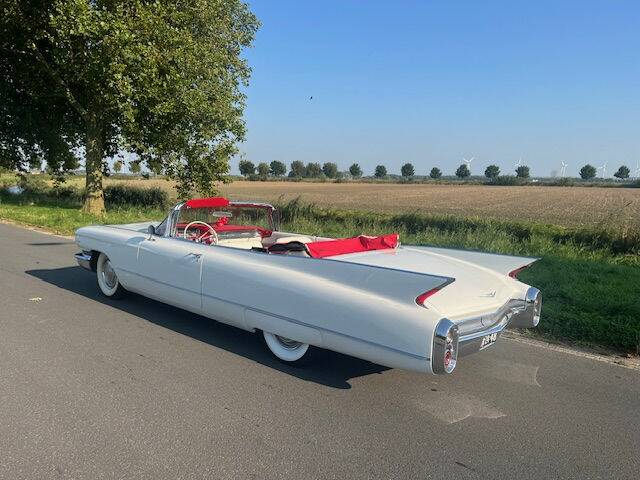 Bild 8/8 von Cadillac Coupe DeVille (1960)