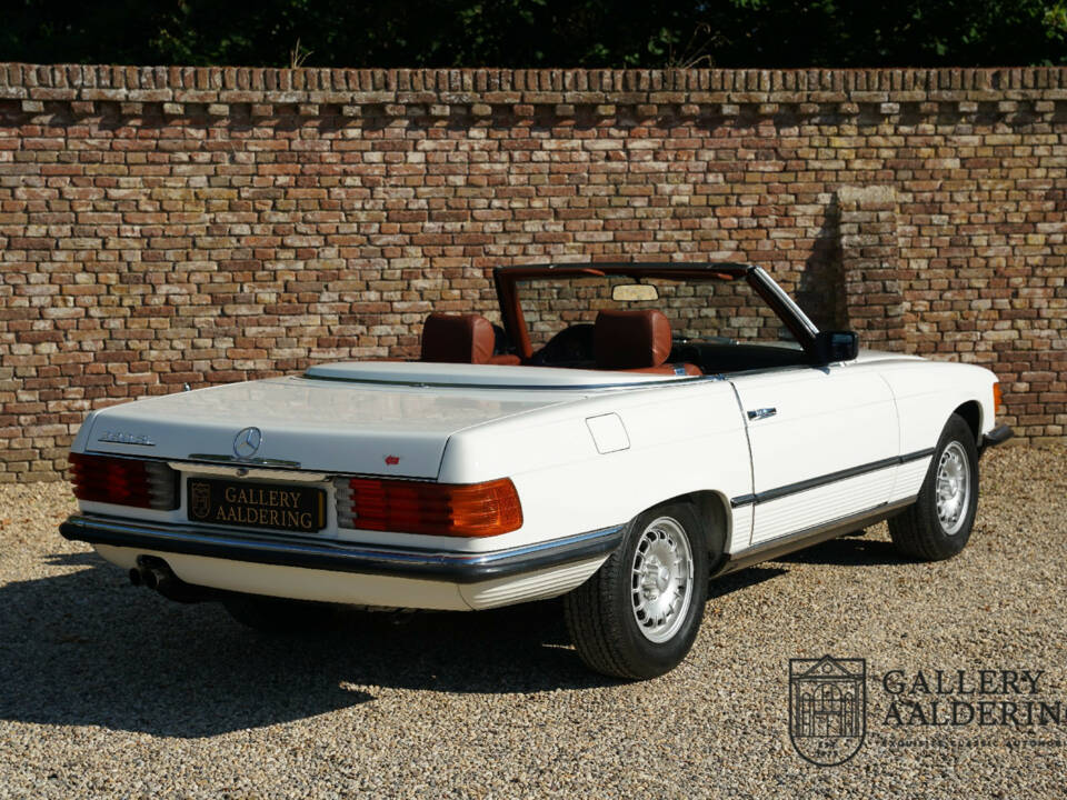 Image 42/50 de Mercedes-Benz 380 SL (1982)