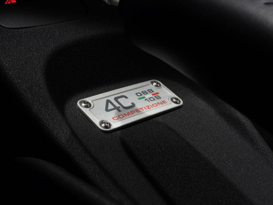 Bild 8/15 von Alfa Romeo 4C (2018)