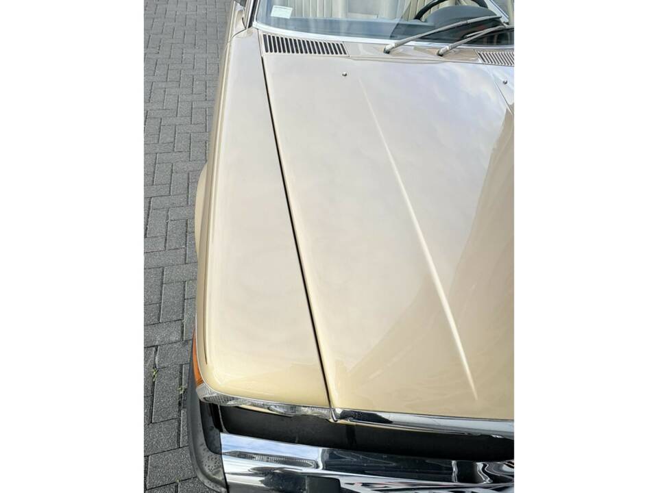 Image 17/50 of Mercedes-Benz 560 SL (1987)