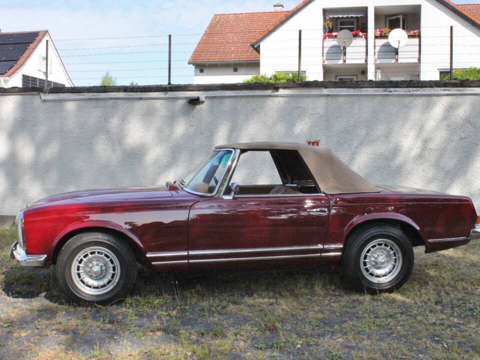 Image 3/19 de Mercedes-Benz 280 SL (1969)