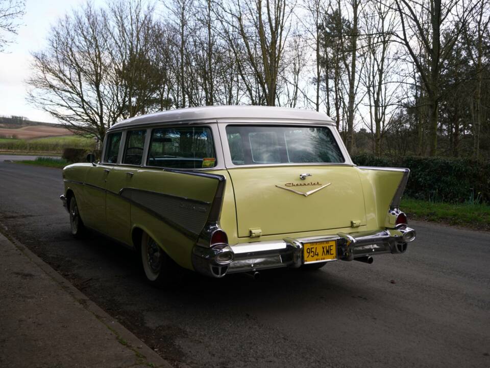 Immagine 4/23 di Chevrolet Bel Air Station Wagon (1957)
