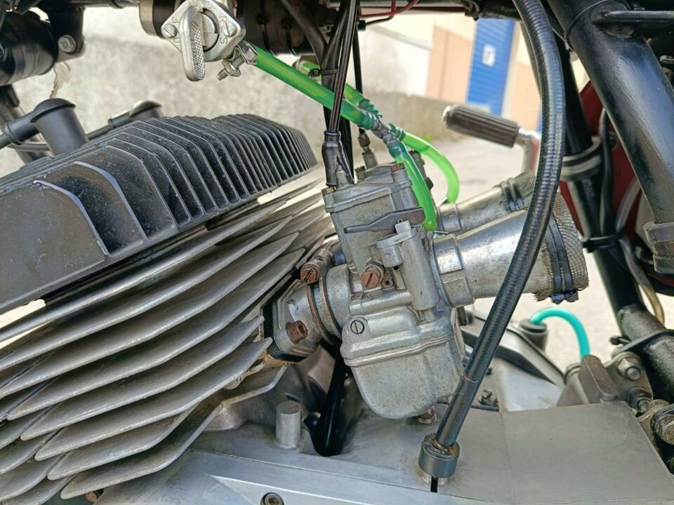 Immagine 33/45 di Moto Guzzi 254 (1976)