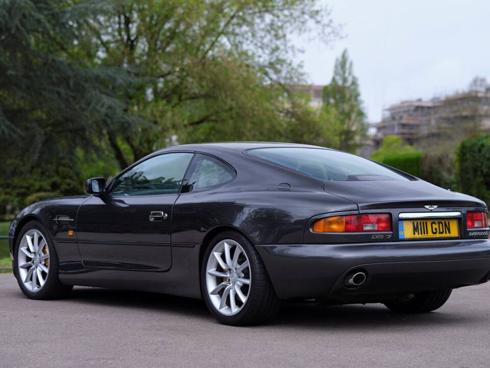 Bild 3/42 von Aston Martin DB 7 Vantage (2001)