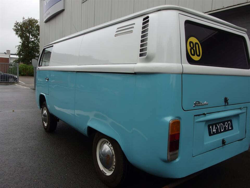 Bild 26/99 von Volkswagen T2b Kastenwagen (1977)