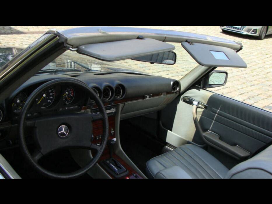 Bild 49/54 von Mercedes-Benz 380 SL (1982)