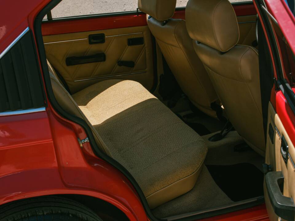 Imagen 14/26 de Opel Kadett 1,3 S (1984)