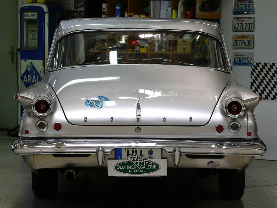 Bild 8/15 von Dodge Lancer Sedan (1961)