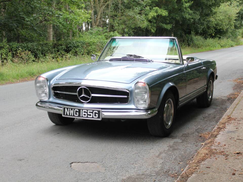 Imagen 3/13 de Mercedes-Benz 280 SL (1968)