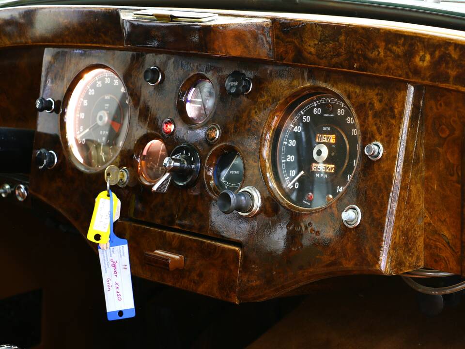 Imagen 30/37 de Jaguar XK 120 FHC (1953)