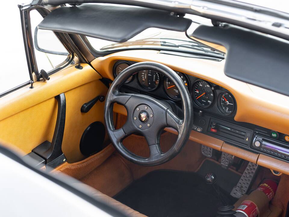 Bild 31/52 von Porsche 911 2.7 (1976)