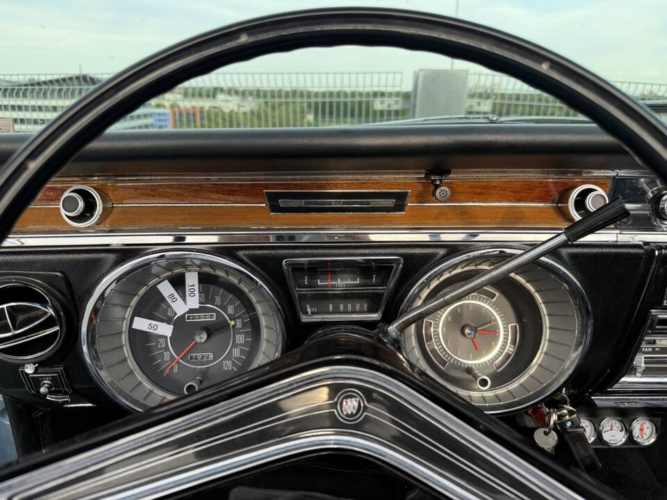 Afbeelding 10/28 van Buick Electra 225 Custom (1965)