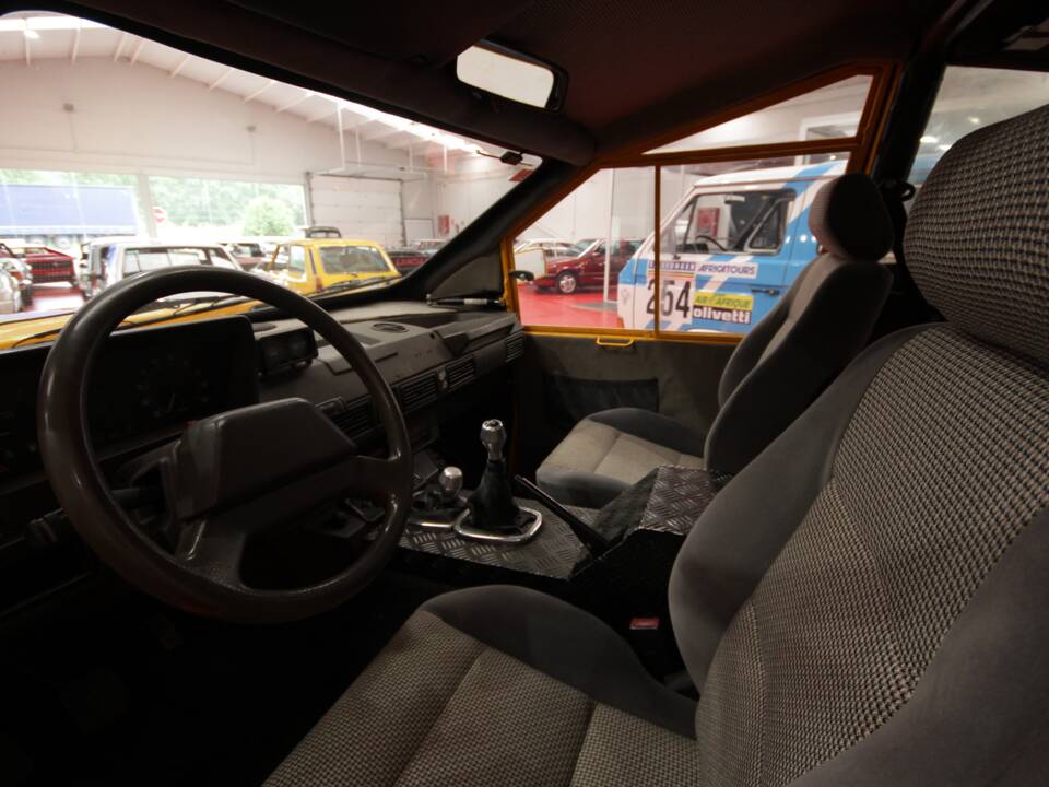 Afbeelding 16/54 van Land Rover Range Rover Classic 3.9 (1990)