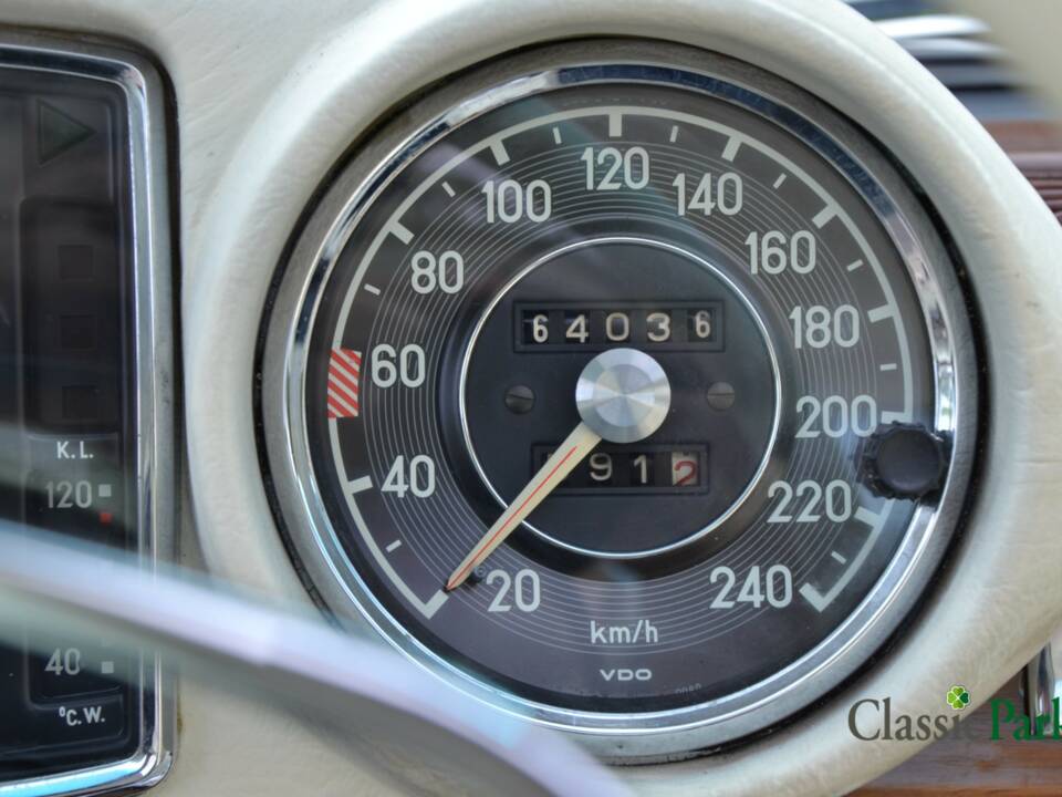 Bild 28/50 von Mercedes-Benz 280 SE 3,5 (1971)