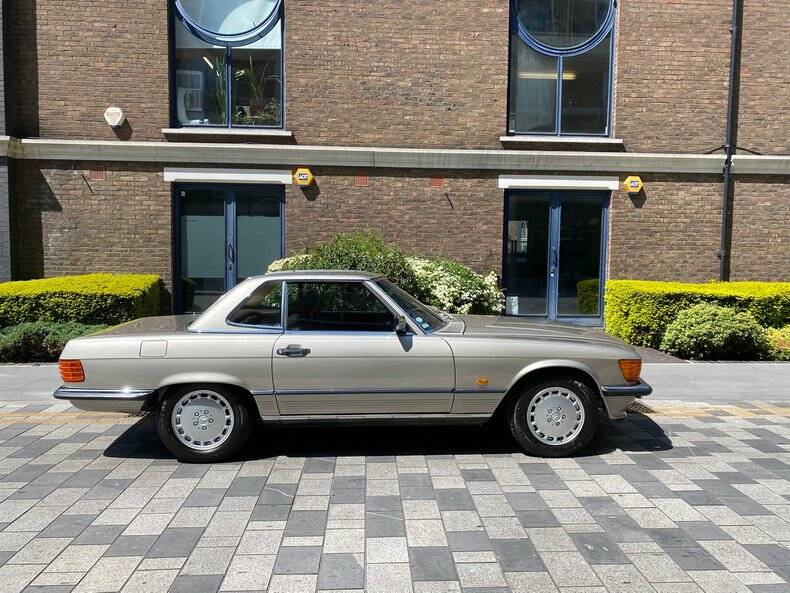Imagen 3/50 de Mercedes-Benz 500 SL (1989)