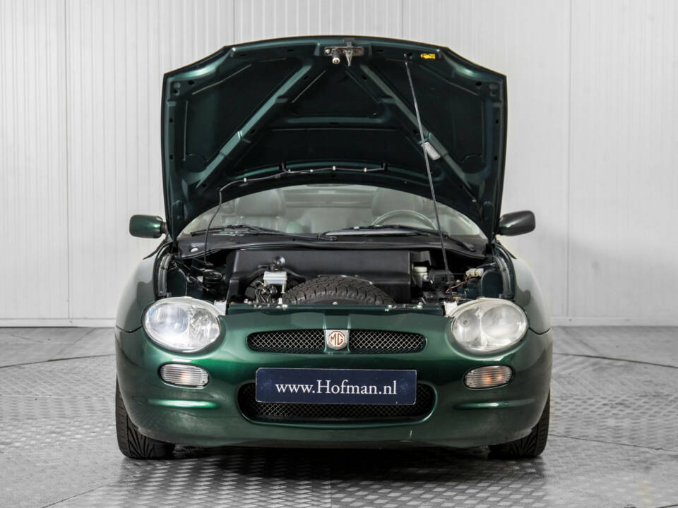 Bild 38/50 von MG F 1.8i (2000)