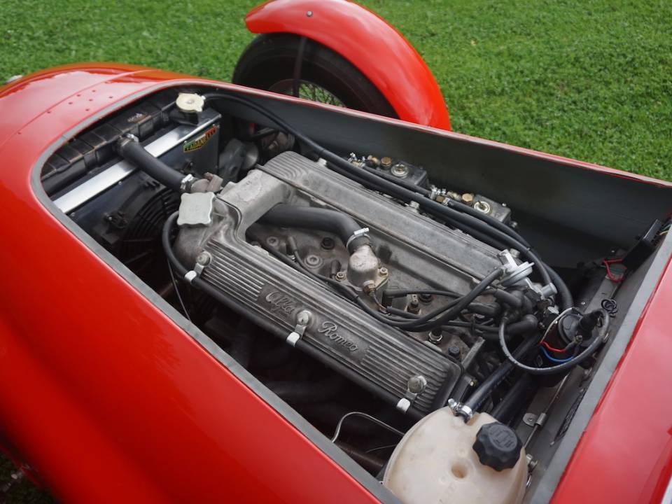Immagine 35/44 di Alfa Romeo 2300 Bianchi (1984)