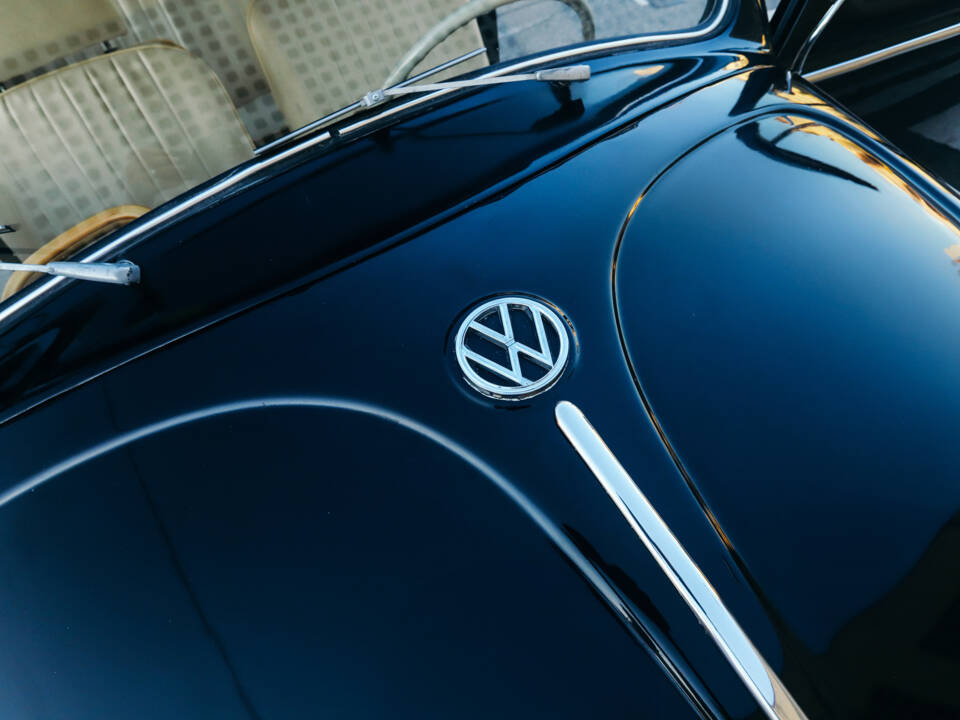 Image 117/130 of Volkswagen Beetle 1200 Export &quot;Oval&quot; (1954)