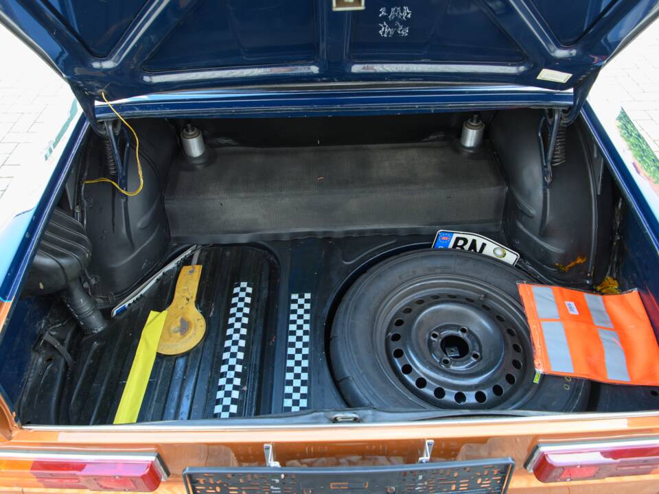 Image 34/56 of Alfa Romeo Giulia Nuova Super 1300 (1974)