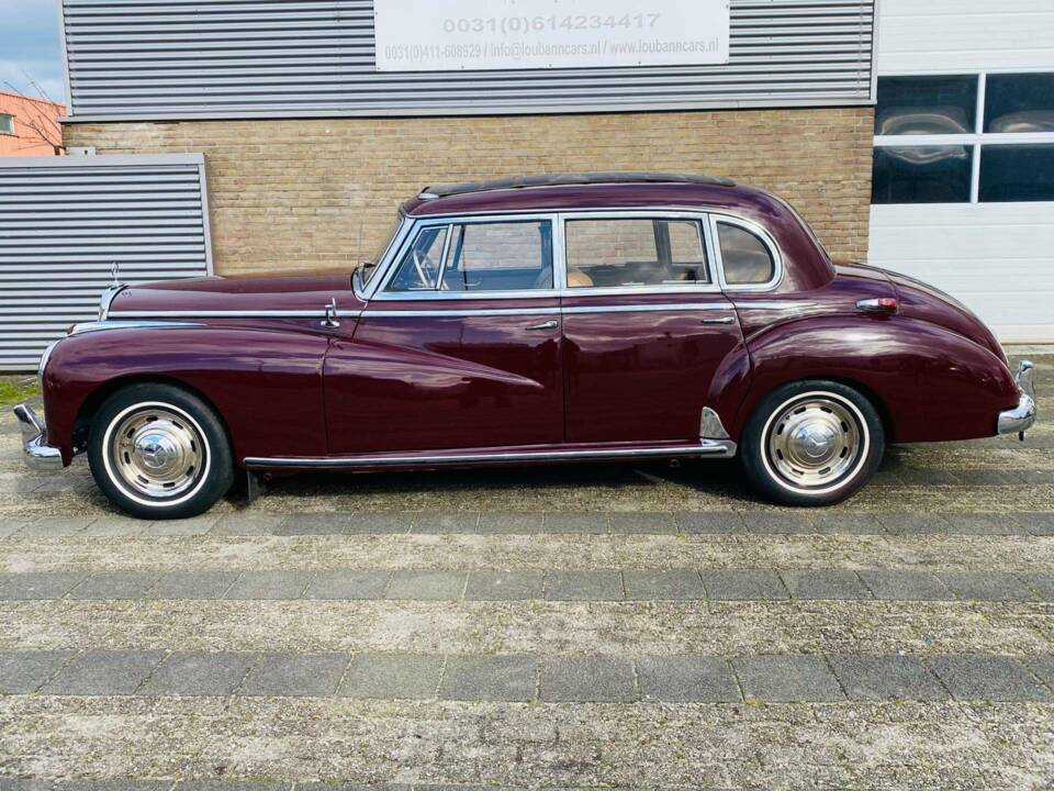 Image 22/50 de Mercedes-Benz 300 b (1954)