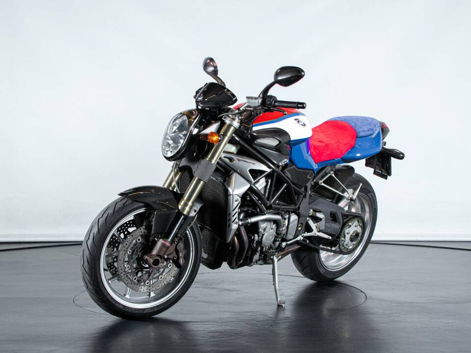 Bild 7/50 von MV Agusta DUMMY (2004)
