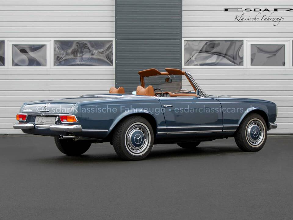Afbeelding 4/41 van Mercedes-Benz 280 SL (1969)
