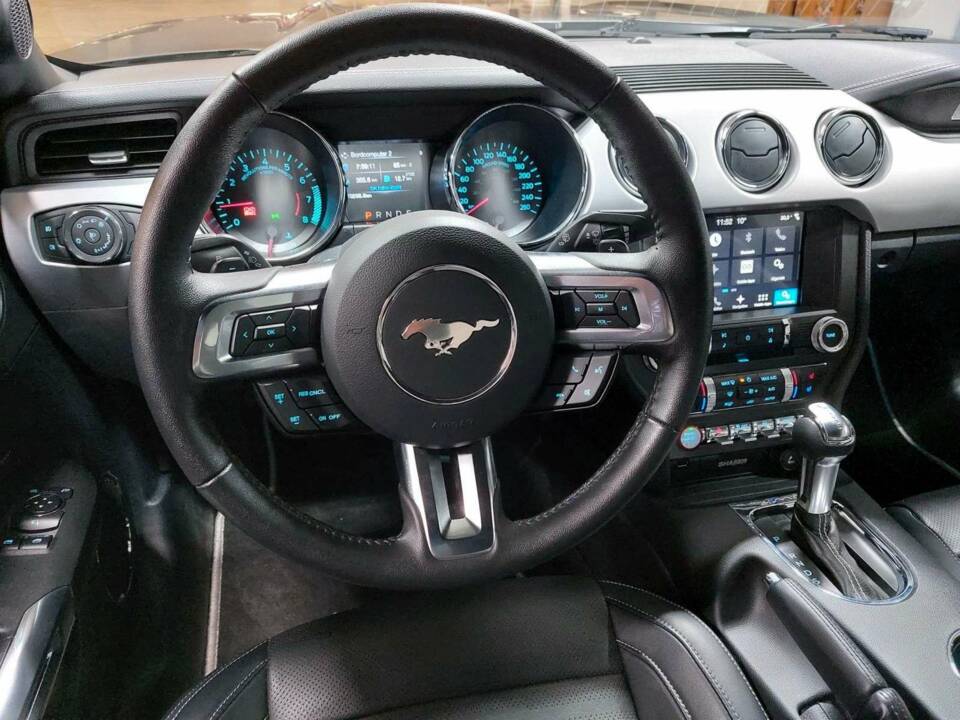 Image 13/15 of Ford Mustang 5.0 (2017)