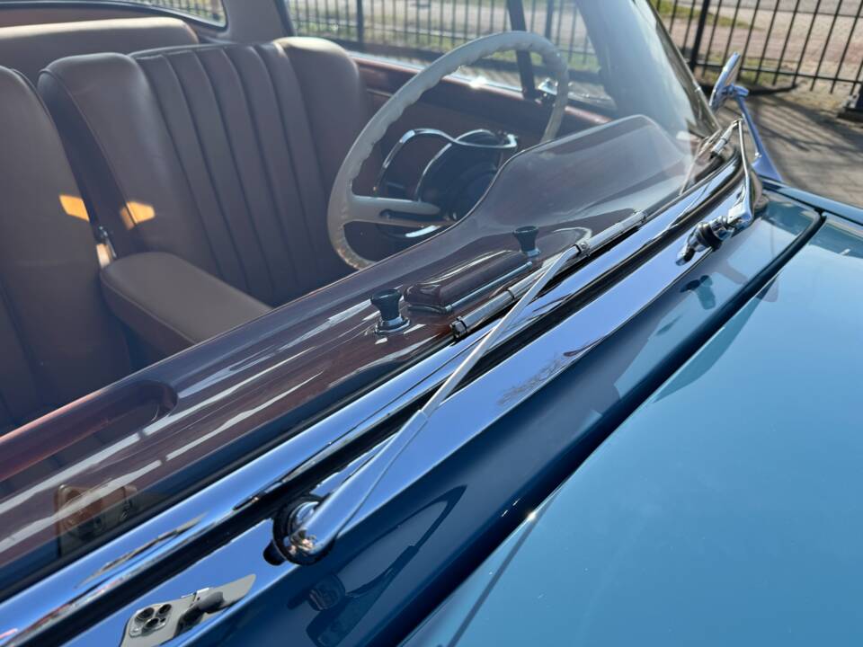 Afbeelding 14/16 van Mercedes-Benz 220 SE (1960)