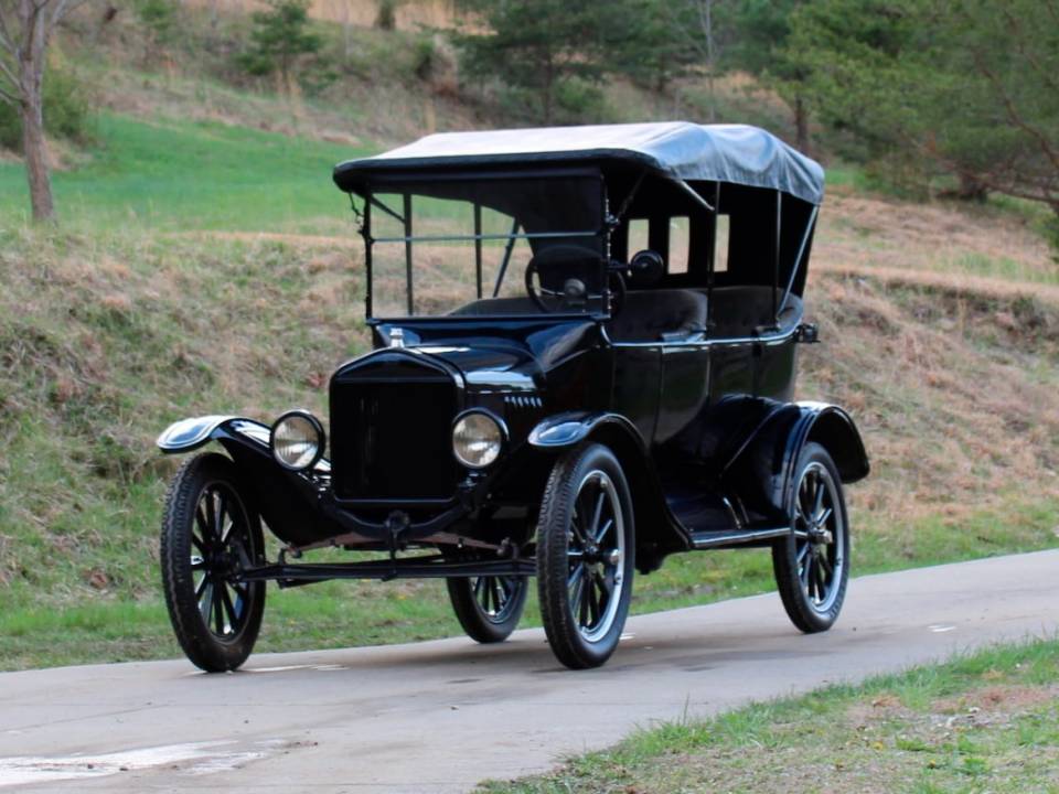 Bild 9/13 von Ford Modell T Touring (1920)