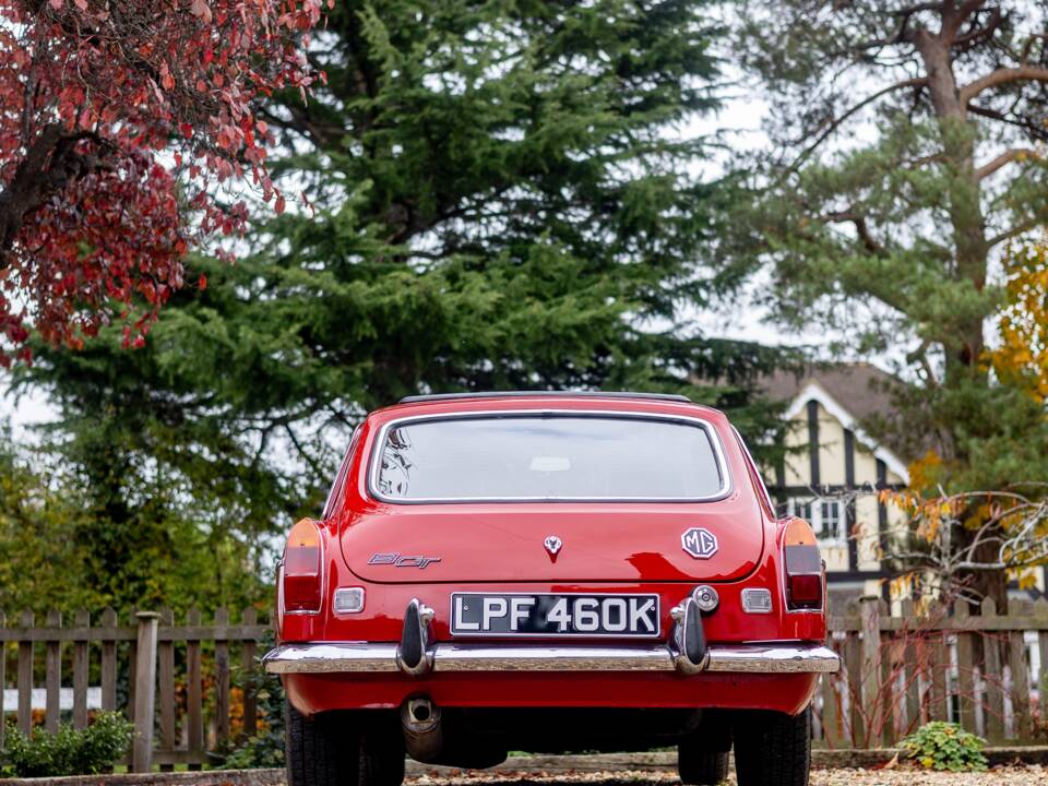 Image 9/39 de MG MGB GT (1972)