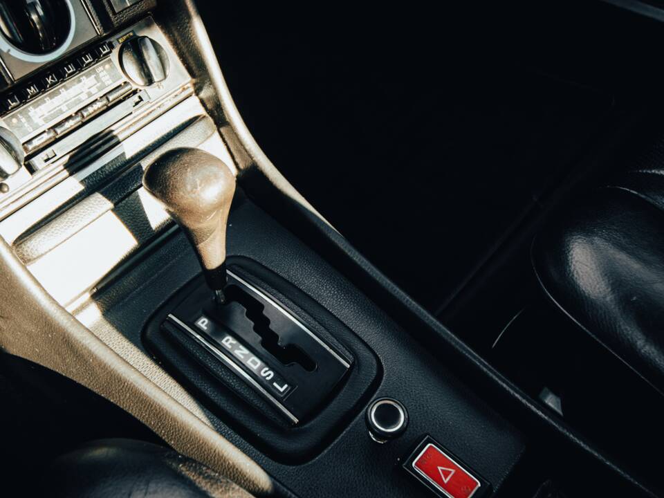 Afbeelding 12/16 van Mercedes-Benz 450 SEL 6,9 (1976)