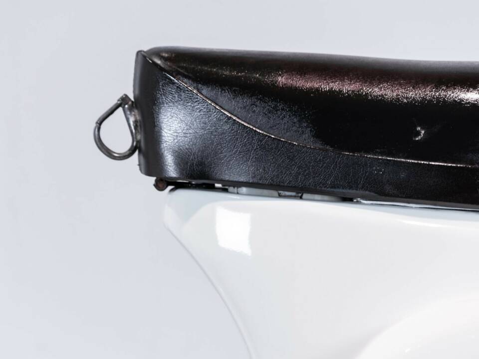 Image 14/50 of Piaggio DUMMY (1978)