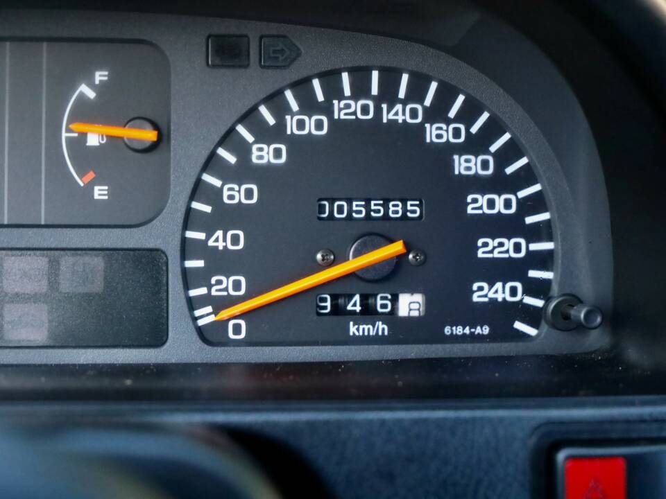 Bild 7/50 von Honda CRX 1.6 VTi (1992)