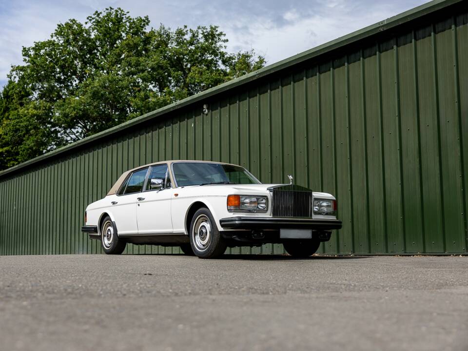 Immagine 23/50 di Rolls-Royce Silver Spirit (1981)