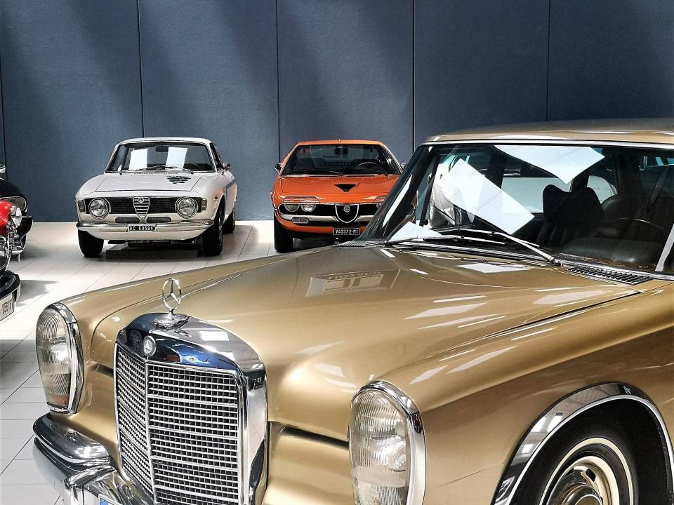 Image 35/42 of Mercedes-Benz 600 (1968)