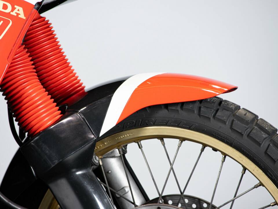 Image 34/50 de Honda DUMMY (1991)