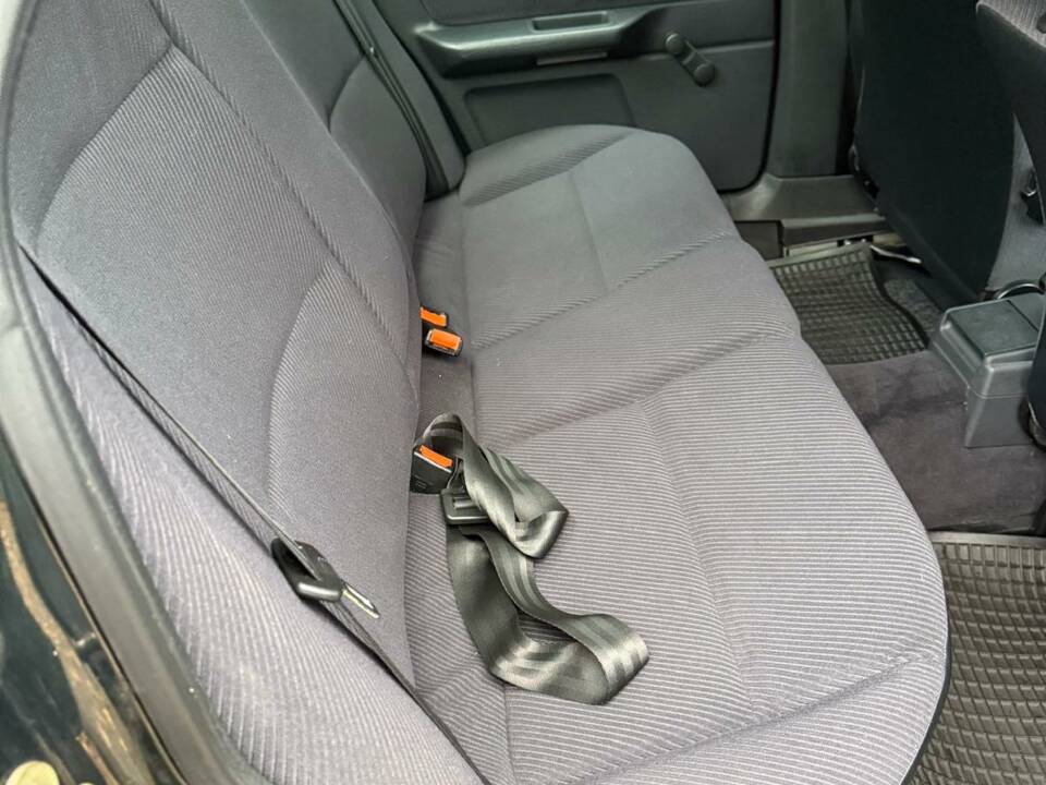 Bild 6/8 von Audi 80 - 2.0 E (1994)