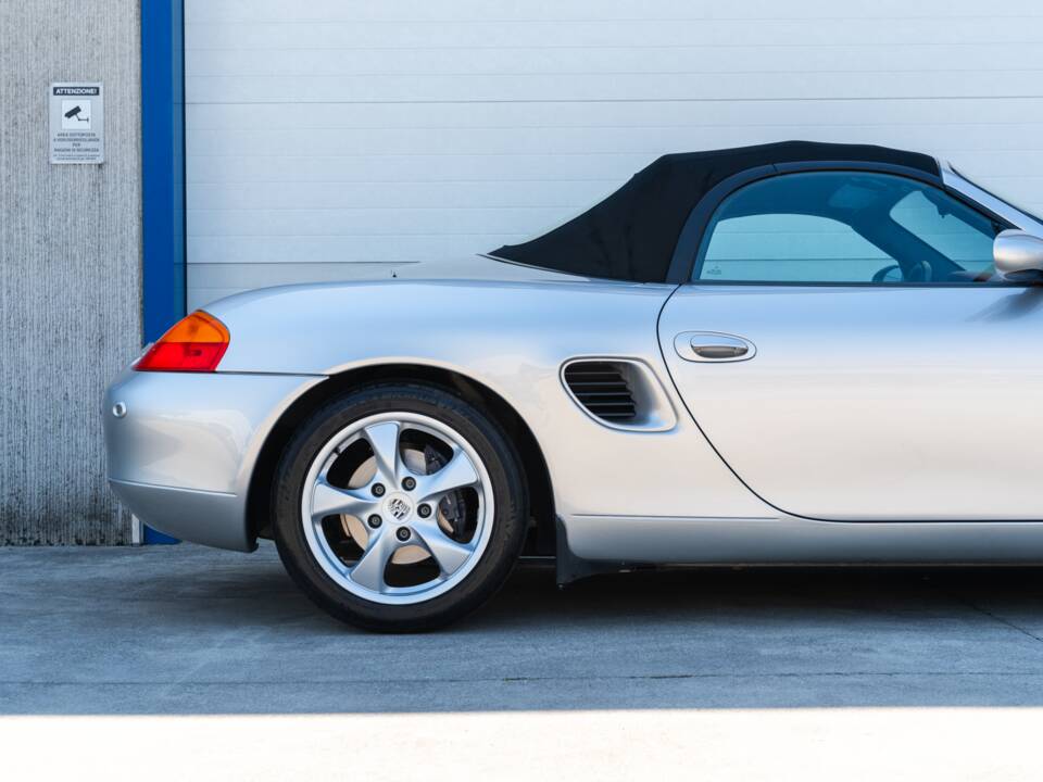 Image 39/73 of Porsche Boxster (2001)