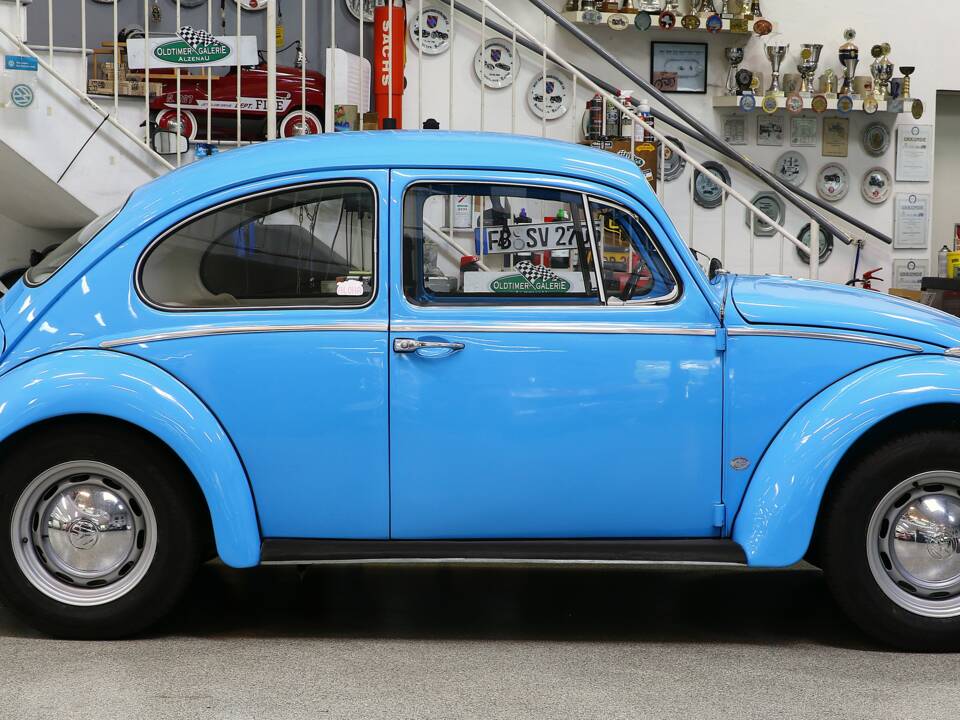 Bild 4/15 von Volkswagen Käfer 1300 (1966)