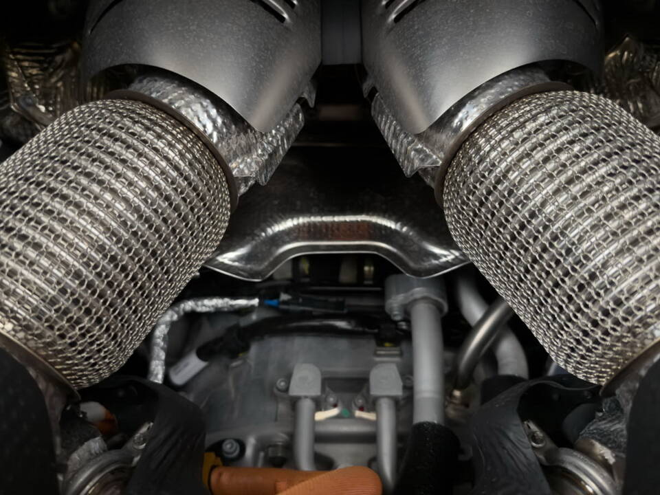 Image 39/42 de Ferrari 296 GTS (2024)