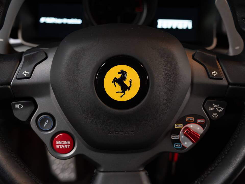 Imagen 26/40 de Ferrari F12berlinetta (2014)