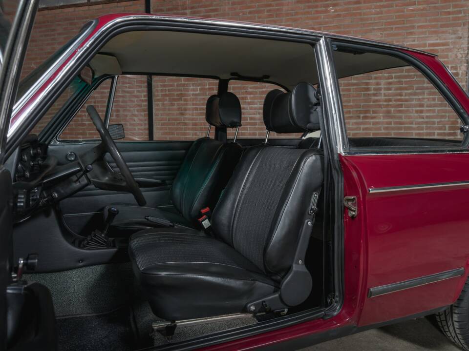 Image 59/91 of BMW 1802 (1973)