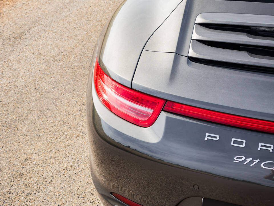 Image 49/50 of Porsche 911 Carrera 4S (2013)