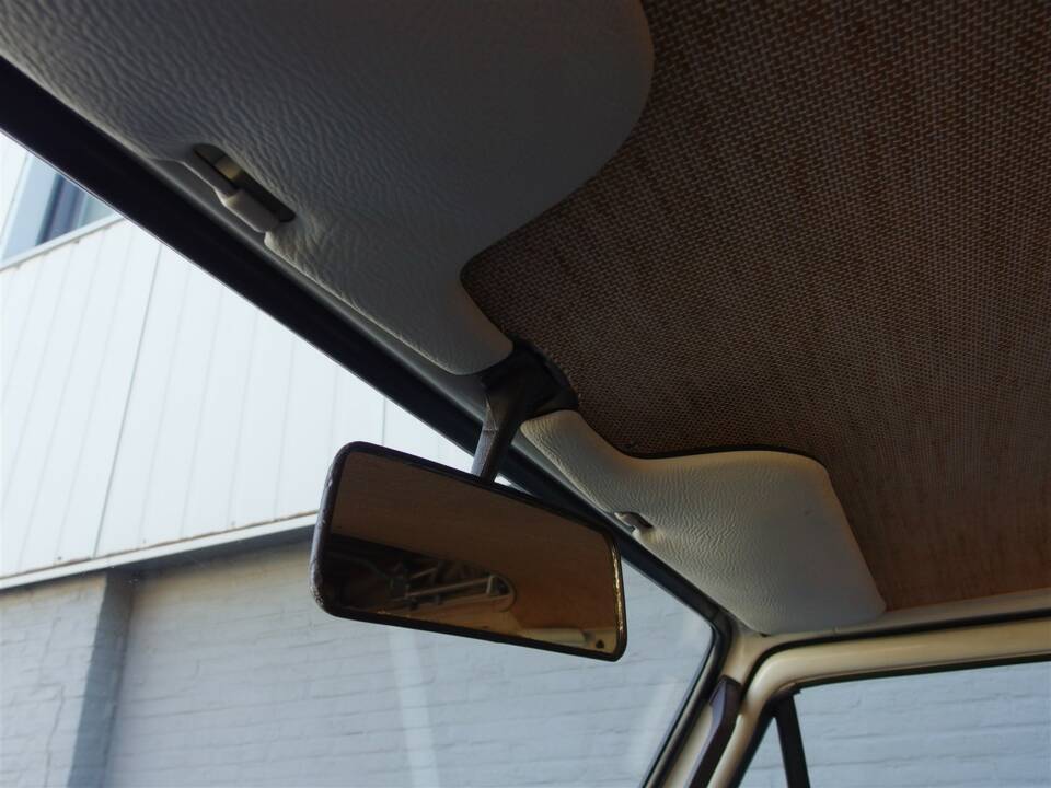 Bild 45/97 von Volkswagen T3 Westfalia 1.9 (1983)