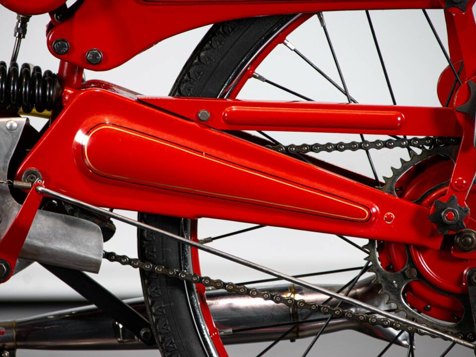 Imagen 14/50 de Moto Guzzi DUMMY (1957)