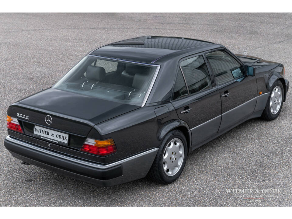 Bild 6/34 von Mercedes-Benz 500 E (1992)