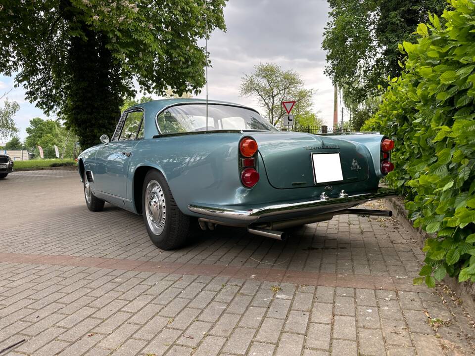 Image 11/33 of Maserati 3500 GTI Touring (1961)